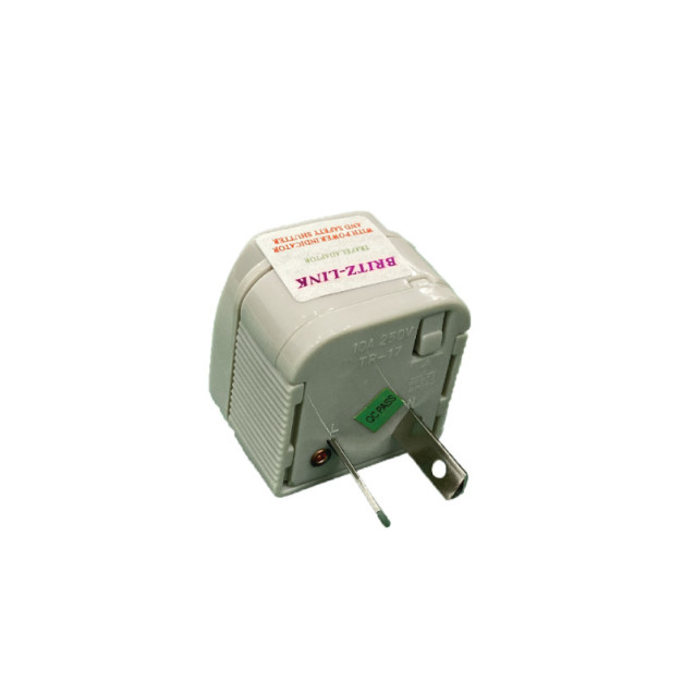 BRITZ TR-17 Travel Adaptor